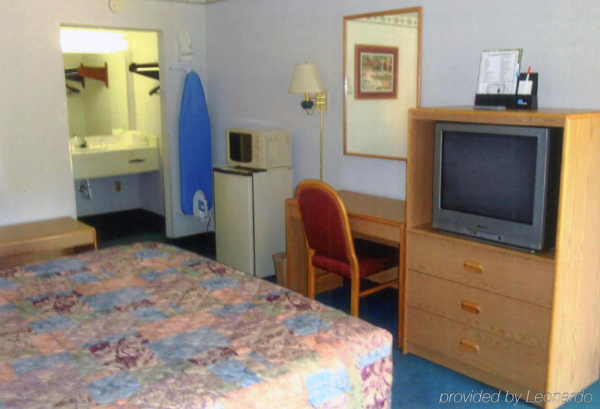 Governors Inn Shelby Habitación foto